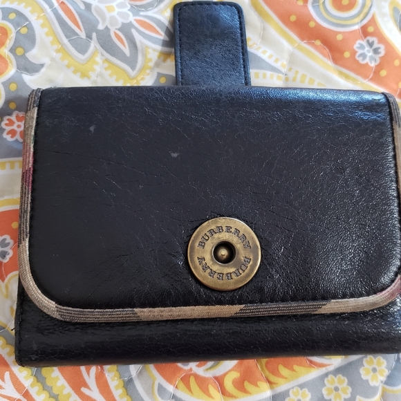 Burberry Handbags - Burberry wallet well loved